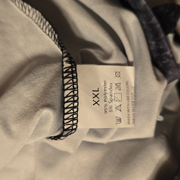 Rock and Roll Short sleeved Top - Picture 5 of 6